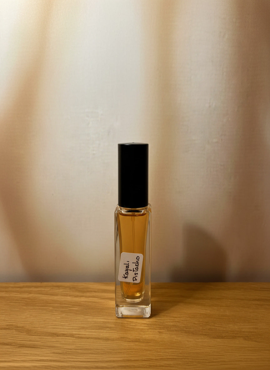 Inspirerad av Kayali Yum Pistachio Gelato 33